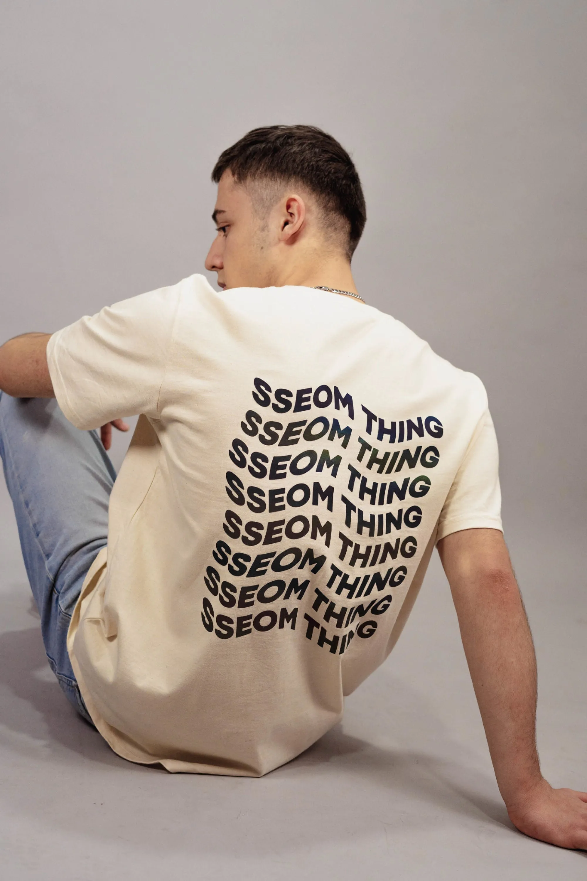 MENBUNG REFLECTIVE BEIGE TEE